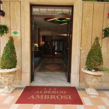 Hotel Ambrosi Fiuggi Exterior foto
